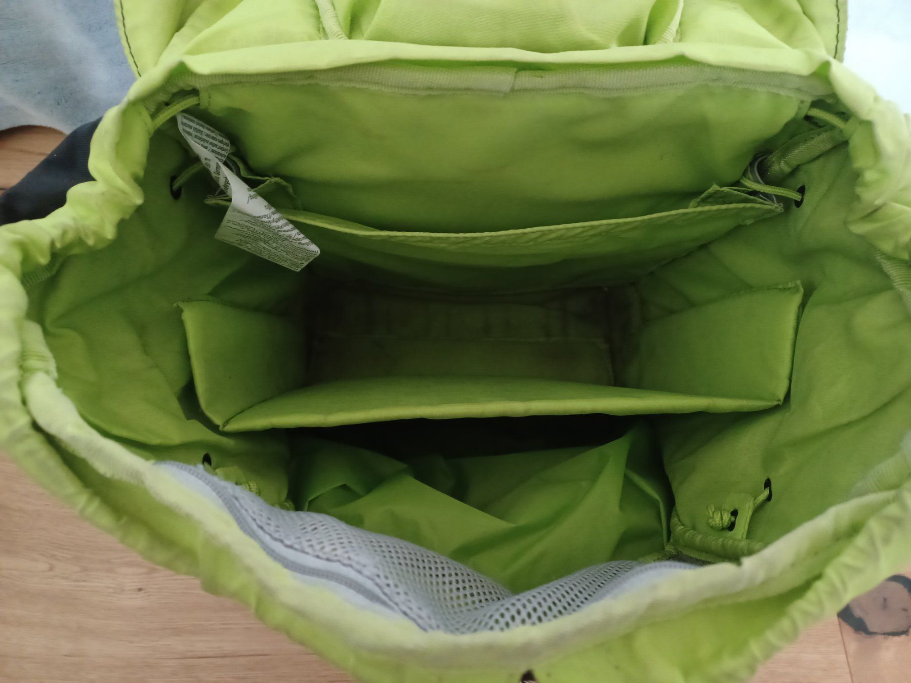 Ergobag Borse & Zaini: Ergobag Schulrucksack mit Turnsäckli – Usato da Vordemwald venduto da Toemeli01 6