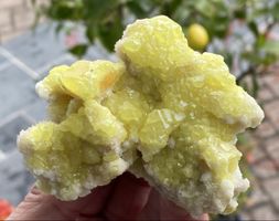 Schönes Stück Schwefel 