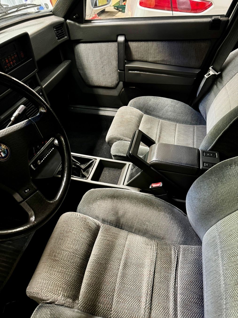 Alfa Romeo Automobili: Alfa 75 2.0 Twin Spark – Difettoso da Thayngen venduto da Neuhof80 6