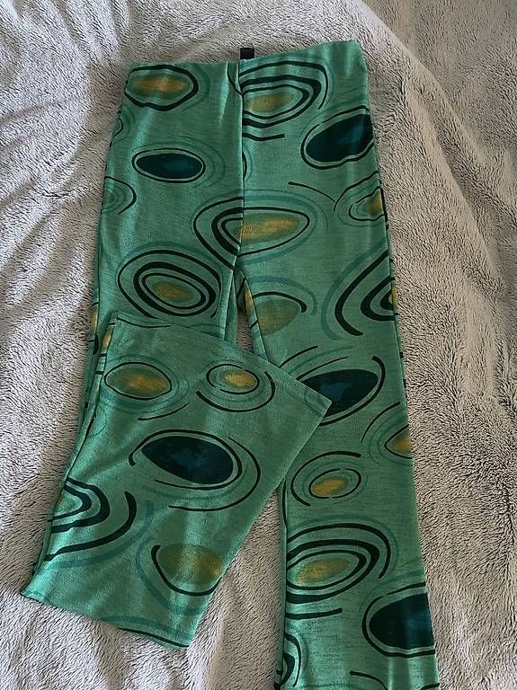 Shein Hosen: Stoffhose mit Muster S – Gebraucht aus Zürich von mar_5gpw