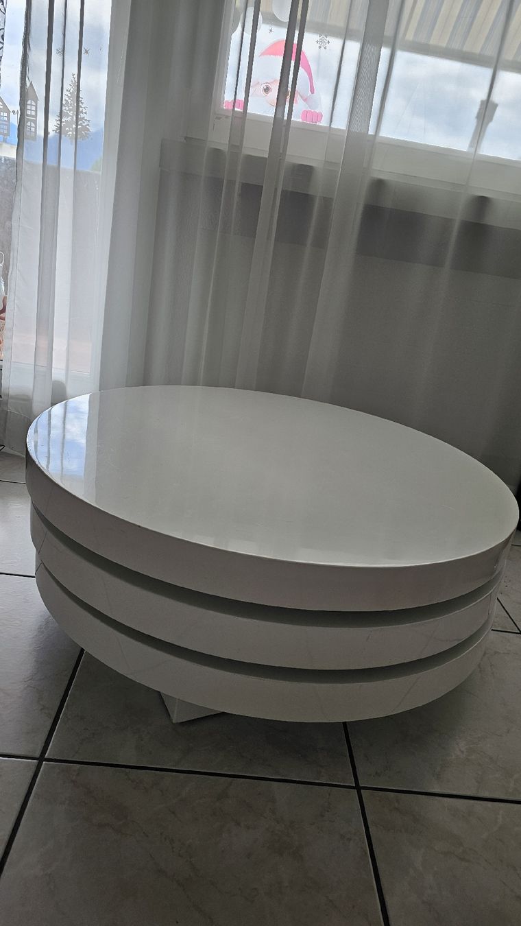 Tavoli: Salontisch rund – Usato da Au SG venduto da Dym_ky5y 1