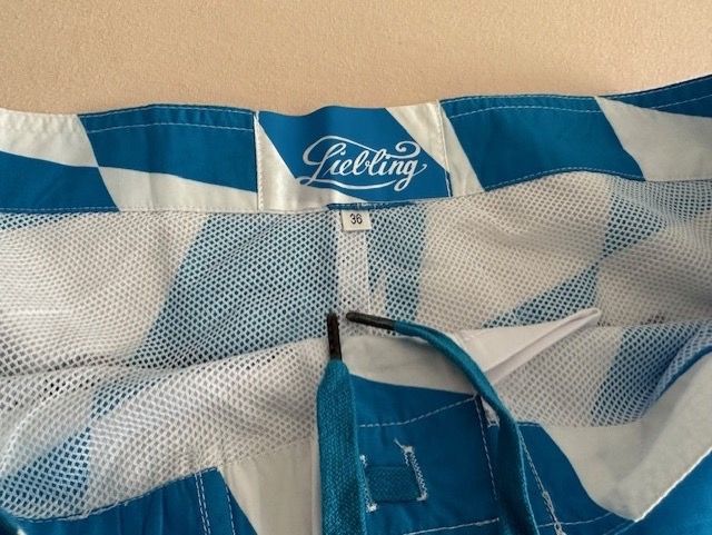 Pantaloni: Shorts – Nuovo (secondo la descrizione) da Dallenwil venduto da ZD2019 4