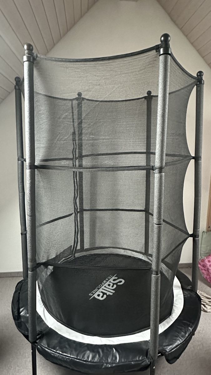 Salta Trampoline: Kinder Trampolin Indoor – Gebraucht aus Russikon von benn_y 3