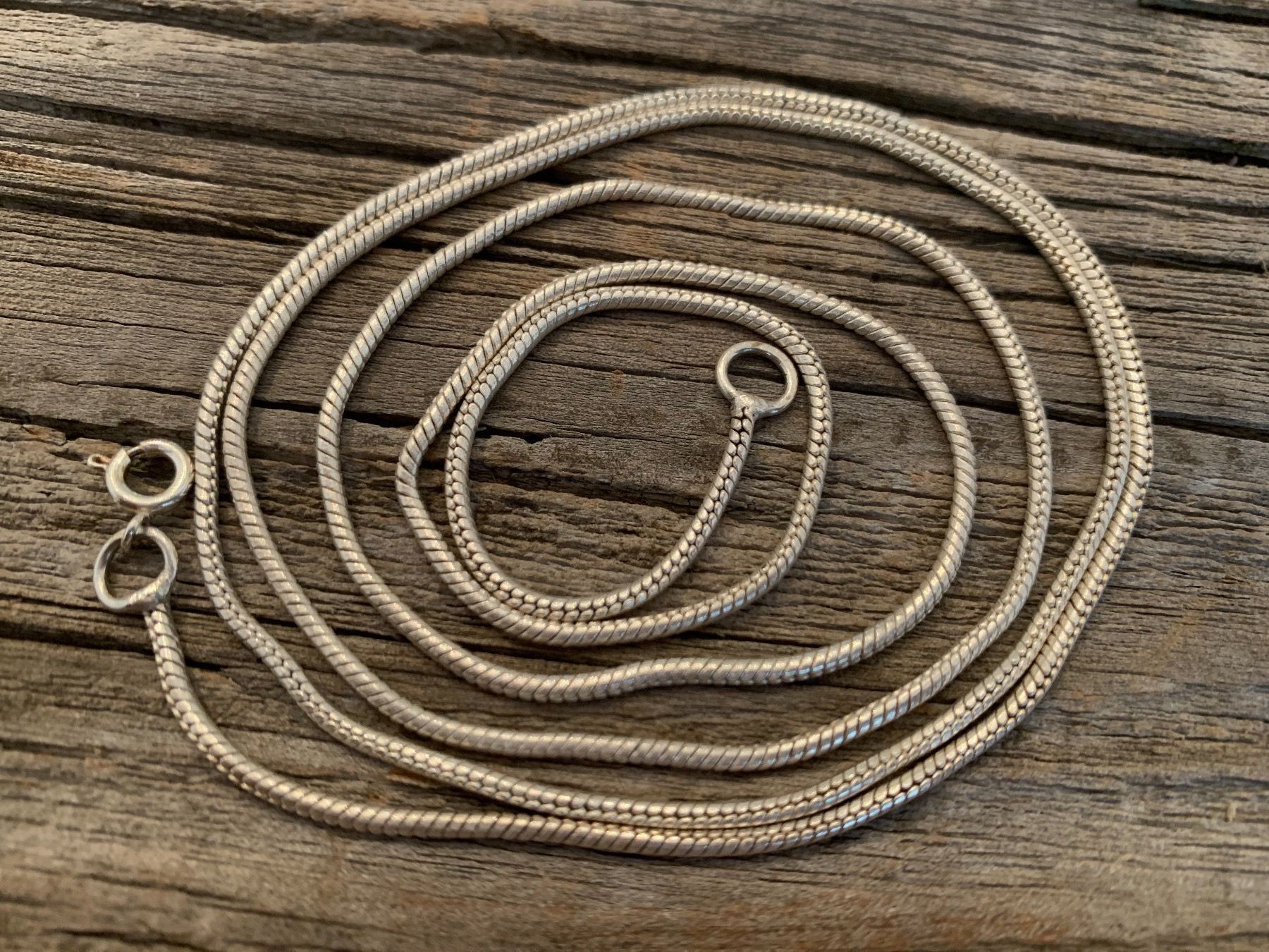 Catenine: Schlangenkette versilbert 80cm - Ø: 2mm - massiv - hell 13g – Nuovo (secondo la descrizione) da Bern venduto da Jiffy 4