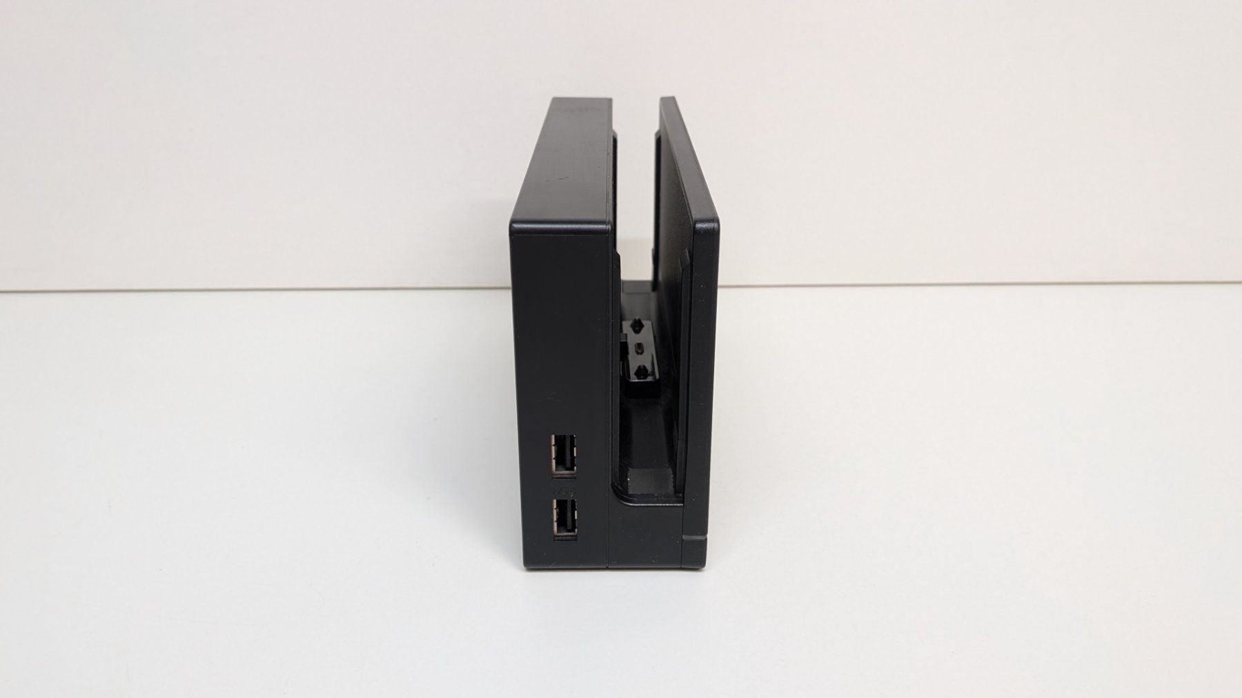 Nintendo Konsolen: Nintendo Switch Dock / TV Dockingstation Original – Gebraucht aus Menziken von mame18 4