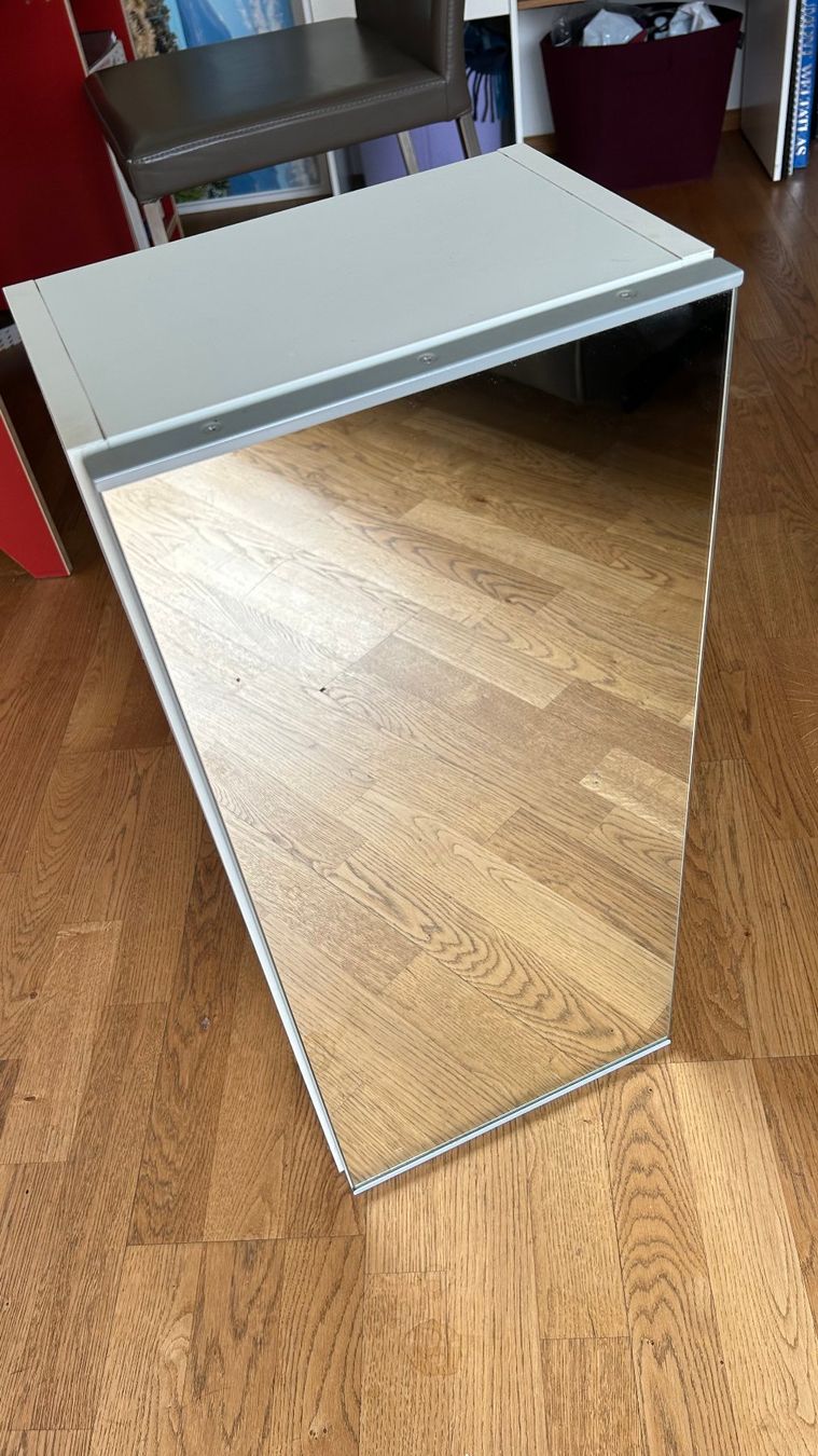 Armoires miroirs: spiegelschrank, klein – D'occasion à wernetshausen par Kibu