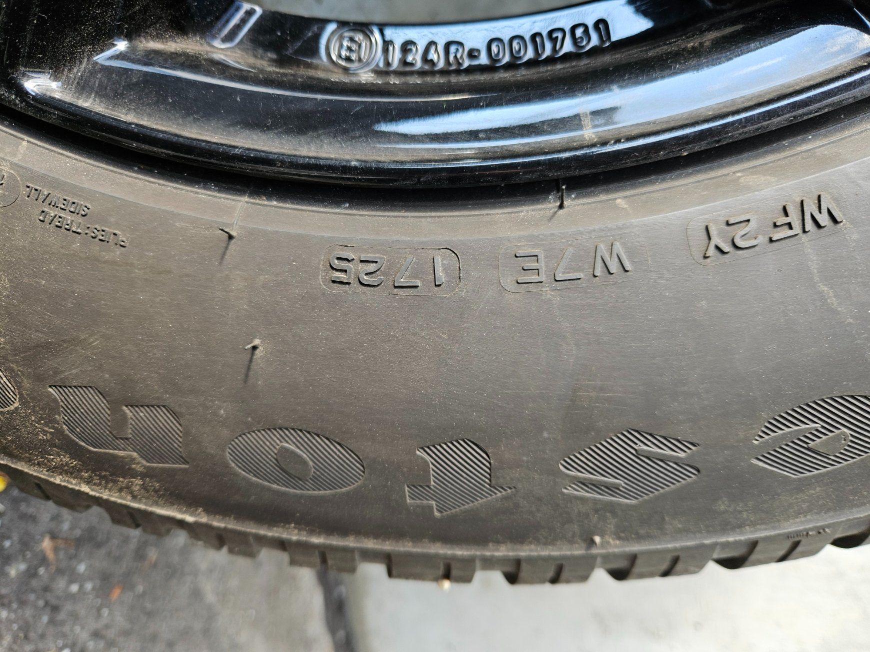 Bridgestone Pneumatici & Ruote complete: Winter Kompletträder – Usato da Gasel venduto da Boschi90 4