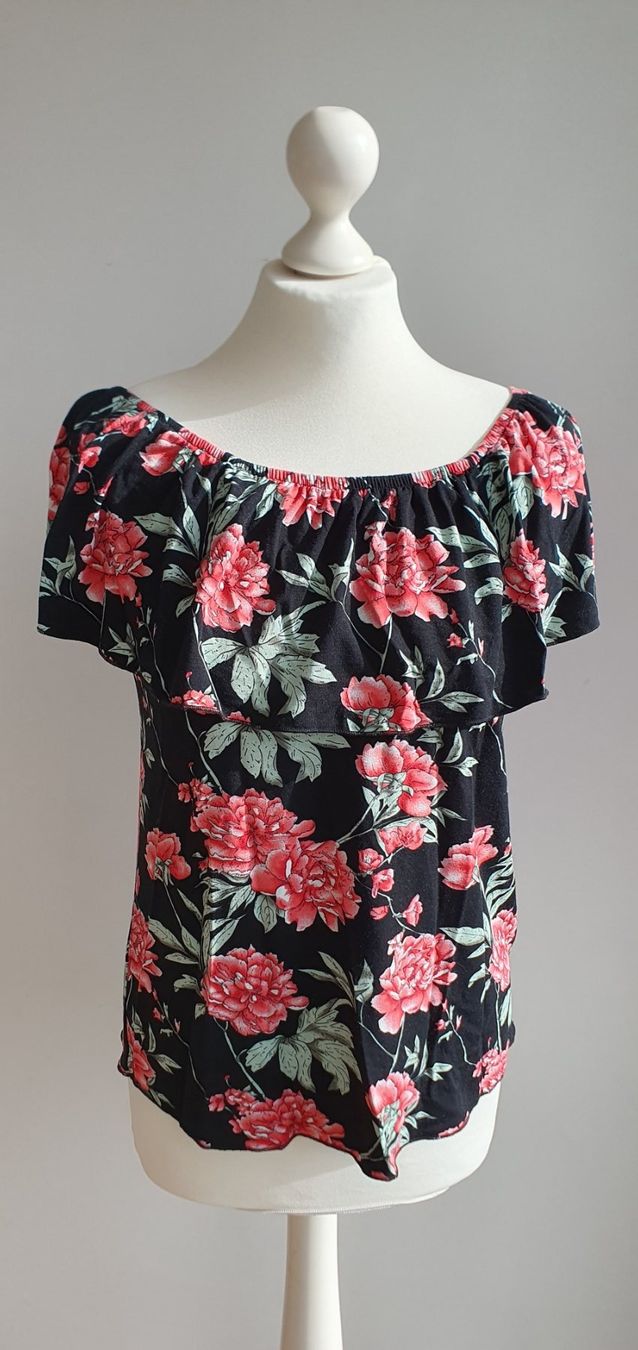 Top: Top Grösse S/36 NEU – Nuovo e nell'imballaggio originale da Stansstad venduto da InStyle8 1