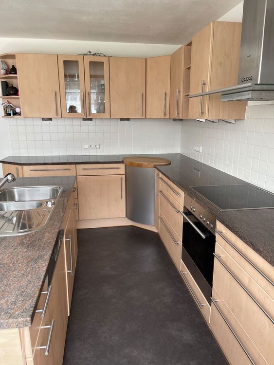 Gebrauchte Küche mit Kochinsel Kaufen auf Ricardo