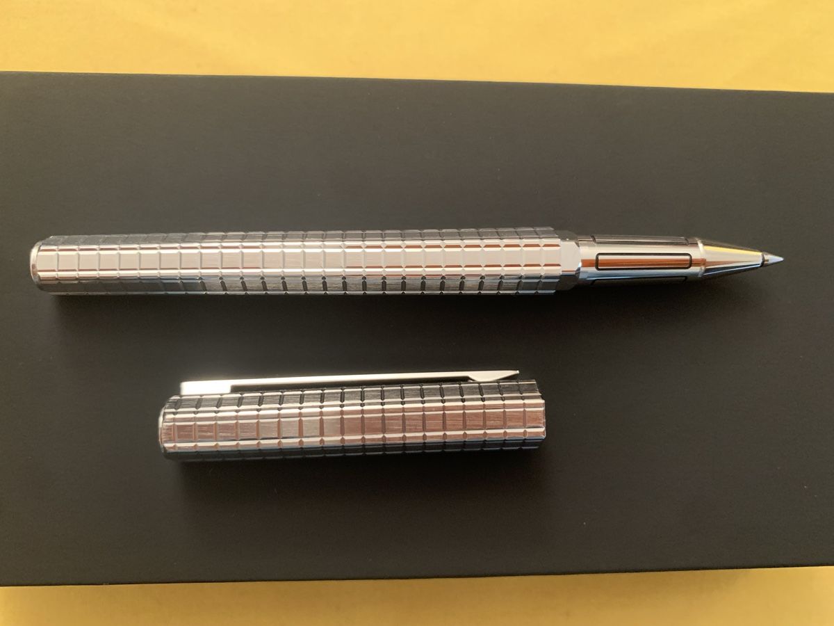 Caran D'Ache Penna & Evidenziatori: Caran d'Ache Hexagonal  Roller Collection – Nuovo (secondo la descrizione) da Lugano venduto da Edera49 2