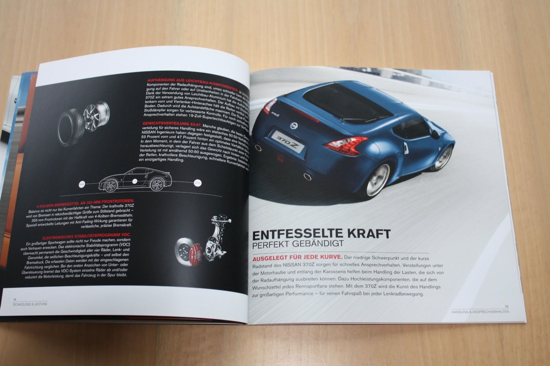 Nissan Dokumente: Nissan 370Z Prospekt 04/2013 – Gebraucht aus Wikon von erwin400 4