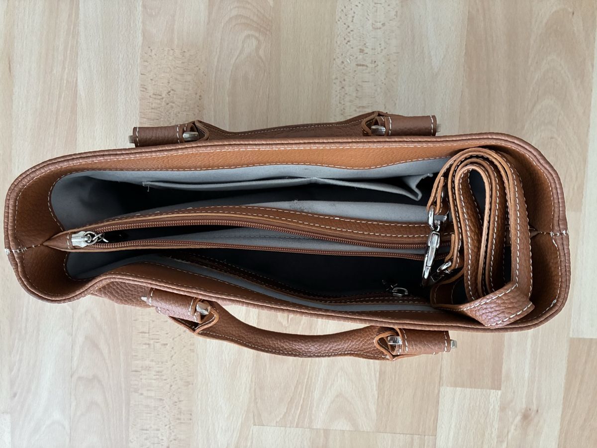 Sacs femmes: Leder Damen Handtasche – D'occasion à Zürich par Roko01 1