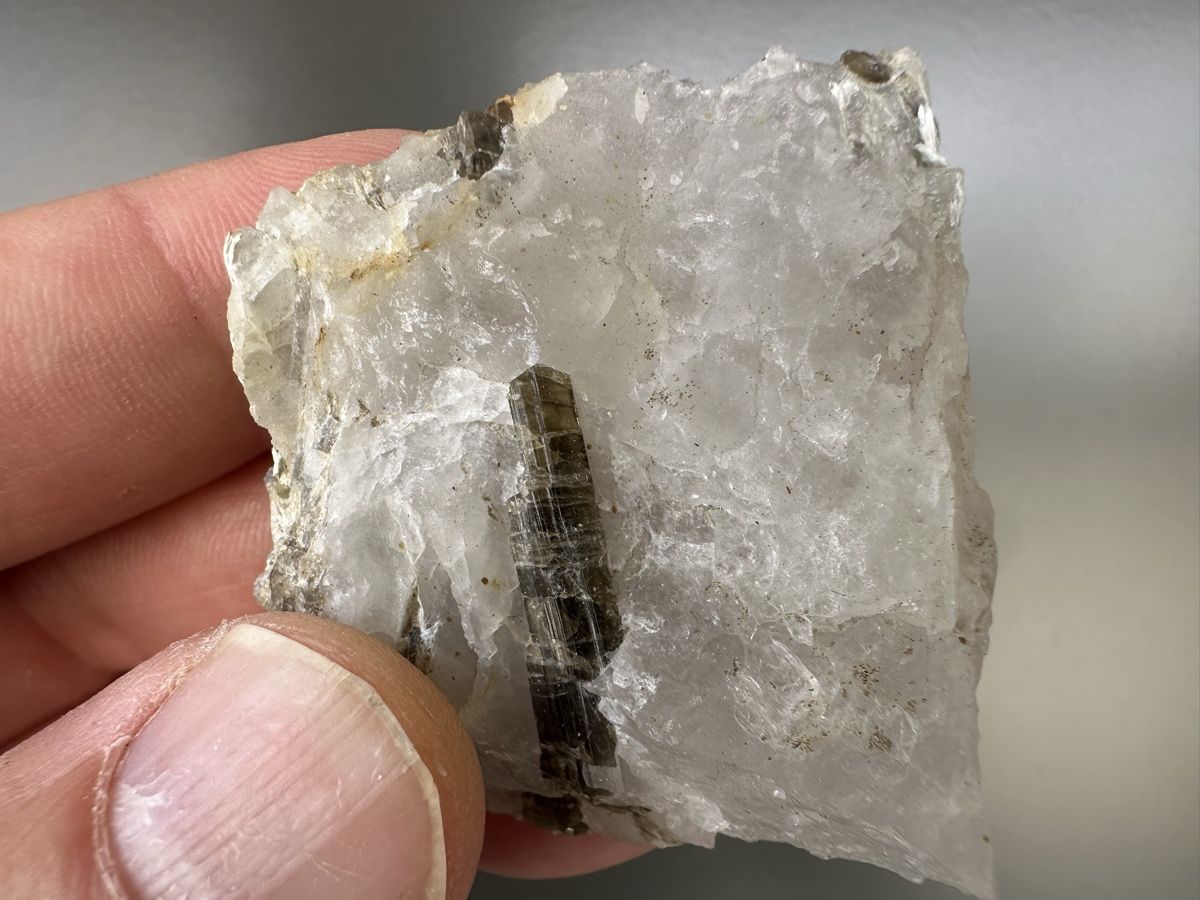 Mineralien & Heilsteine: Epidot Val Cavrein – Gebraucht aus Oberuzwil von Crystall0 4