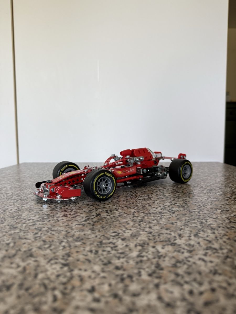 Kit di costruzioni: Technic Ferrari Formel 1 Auto gut erhalten – Usato da Wädenswil venduto da dom_pz5d 1