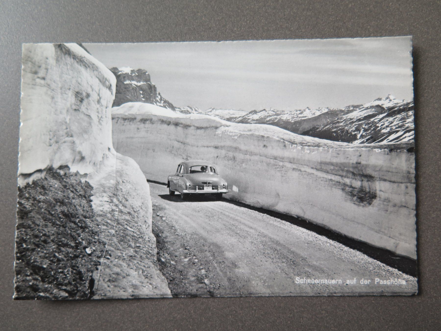 Cartes postales: KLAUSEN - PASSHÖHE - SCHNEEMAUERN - OLDTIMER – D'occasion à Wittenbach par lipasal