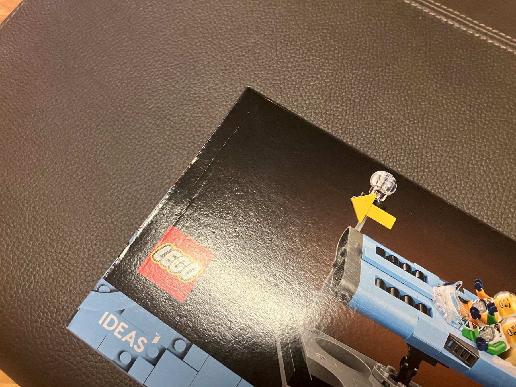 Lego Kit di costruzioni: LEGO Ideas 40789 Fliegendes Mondauto NEU – Nuovo e nell'imballaggio originale da Riehen venduto da AUMO_R 2