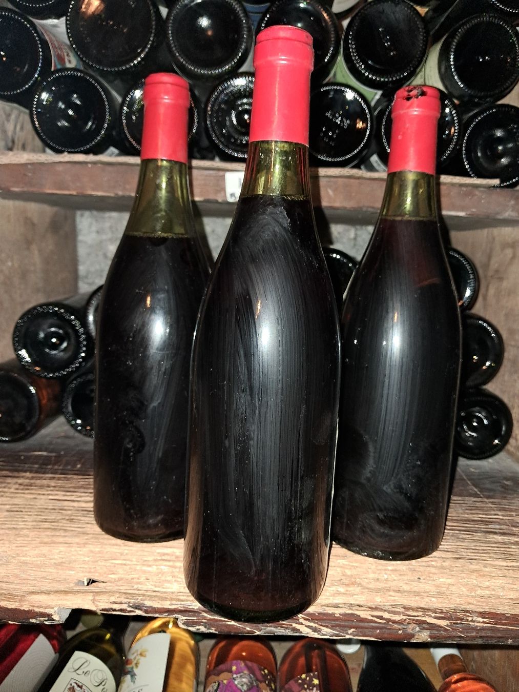 Vino: Lot de 3 Mercurey Marcel Ladoux 1978 – Nuovo e nell'imballaggio originale da Le locle venduto da juliensaran 2