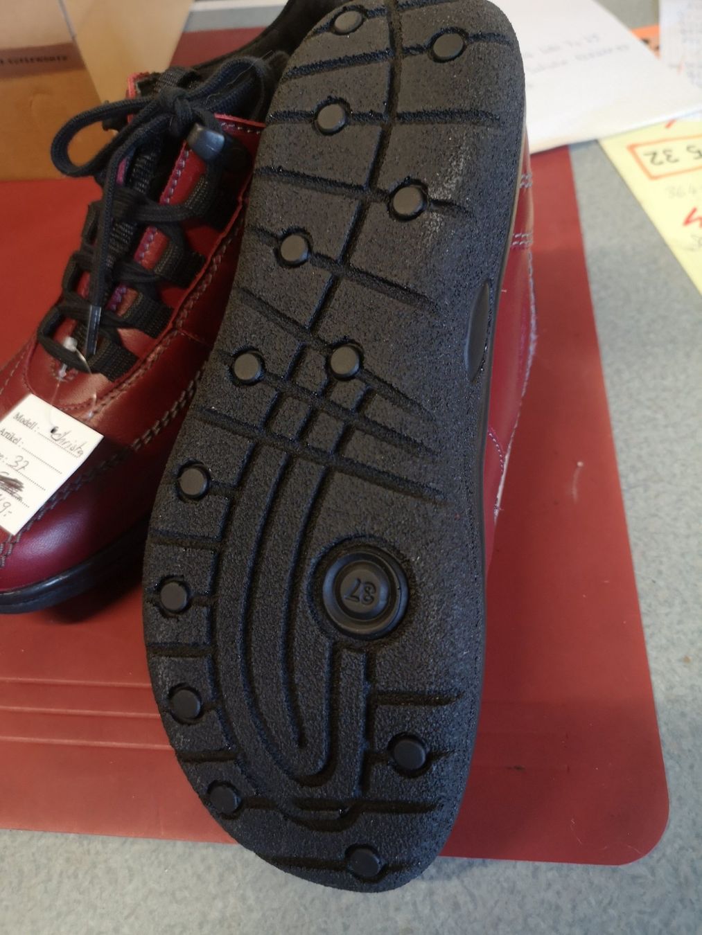Helvesko Scarpe da donna: Helvesko – Nuovo e nell'imballaggio originale da Möhlin venduto da Highwaytom 1
