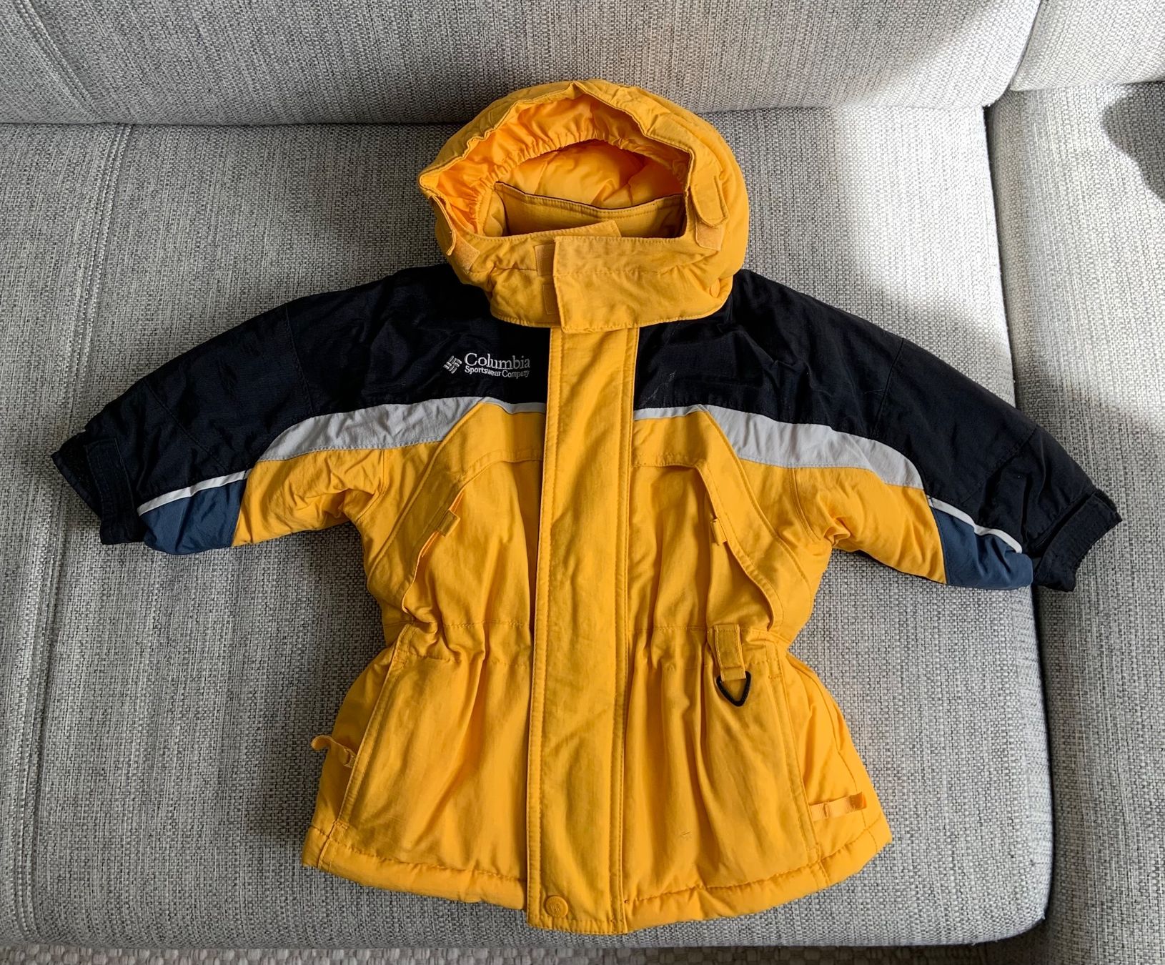Columbia Jacken & Mäntel: Baby Winterjacke Gr.88 – Gebraucht aus Zürich von bur_6jq9