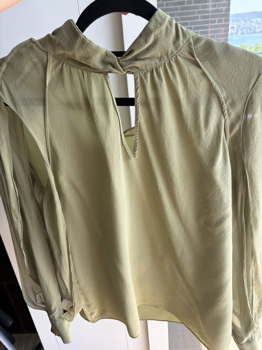Blusen: LilySilk Olive Green Blouse lantern sleeve – Neu (gemäss Beschreibung) aus Zürich von zba_7pzv 3