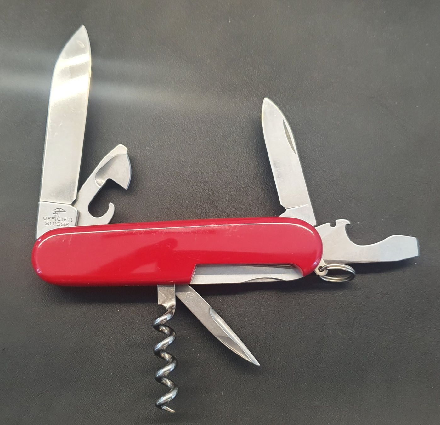 Victorinox Coltelli tascabile: 3 Victorinox Taschenmesser mit Logo – Usato da Härkingen venduto da MarianneSi 3