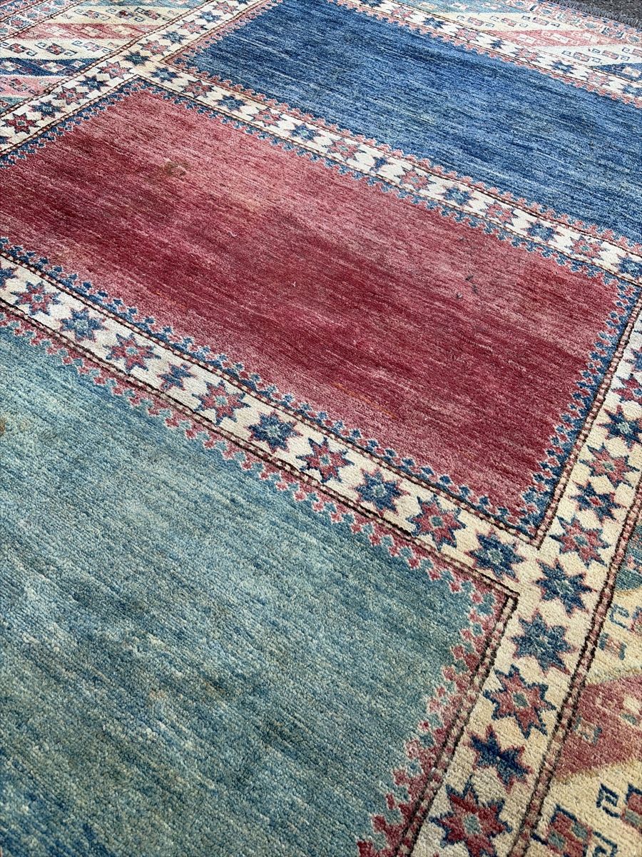 Teppiche: Farbenfroher Orient Teppich – Gebraucht aus Wängi von Tesimo 2