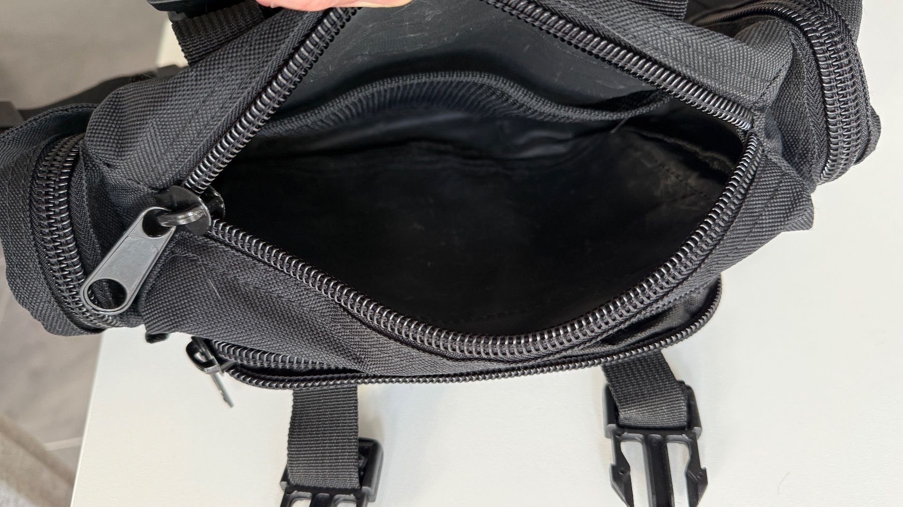 Borse: Sac à ceinture système modular - noir MFH INT COMP – Usato da Yverdon-les-Bains venduto da _sabrinah_ 5