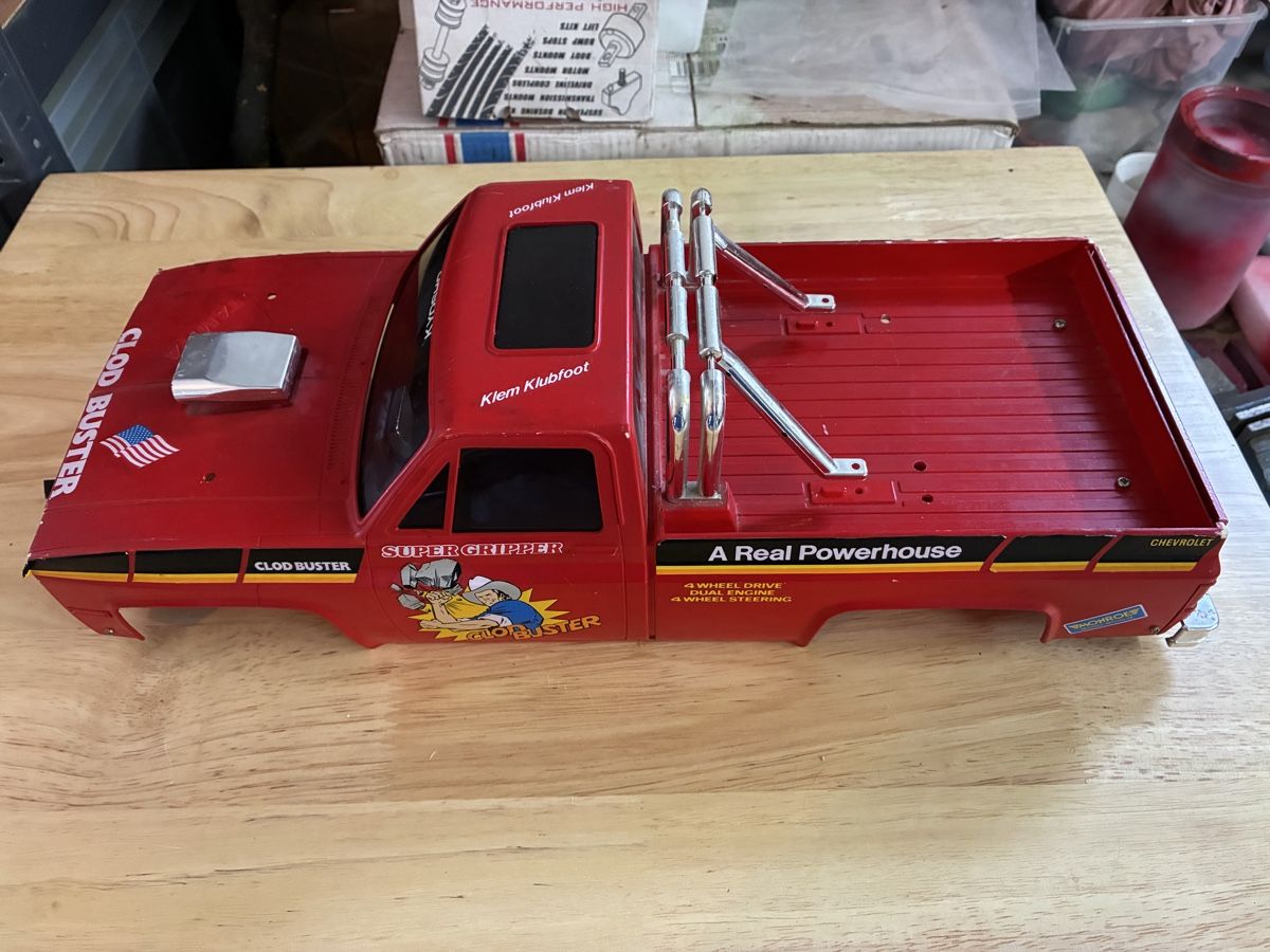 Tamiya Modellismo RC: Tamiya Clod Buster body – Difettoso da Villarepos venduto da manotas 4
