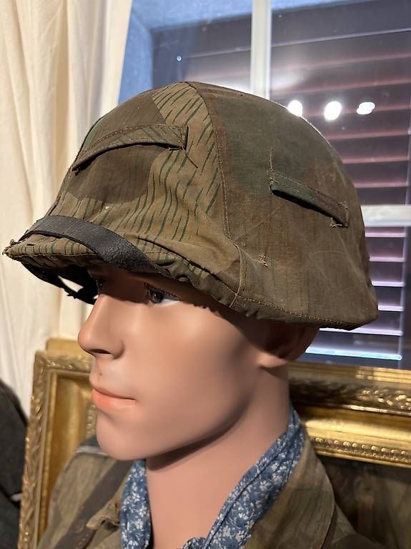Uniformi: Couvre casque camo ww2 – Usato da Le Mont-Pèlerin venduto da Chevy53