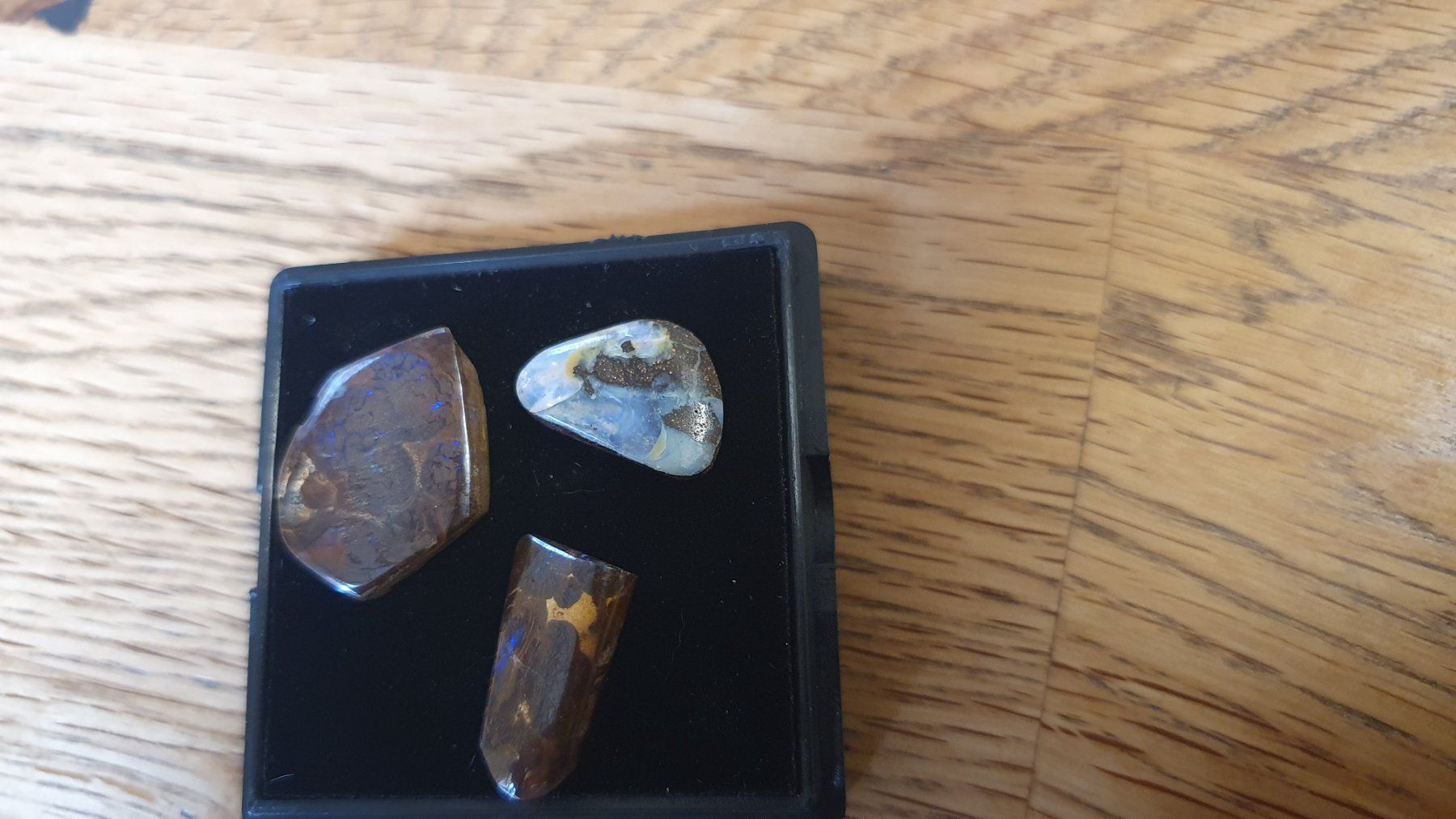 Pierres précieuses: 3 Boulder Opale – D'occasion à Flawil par Naphtali