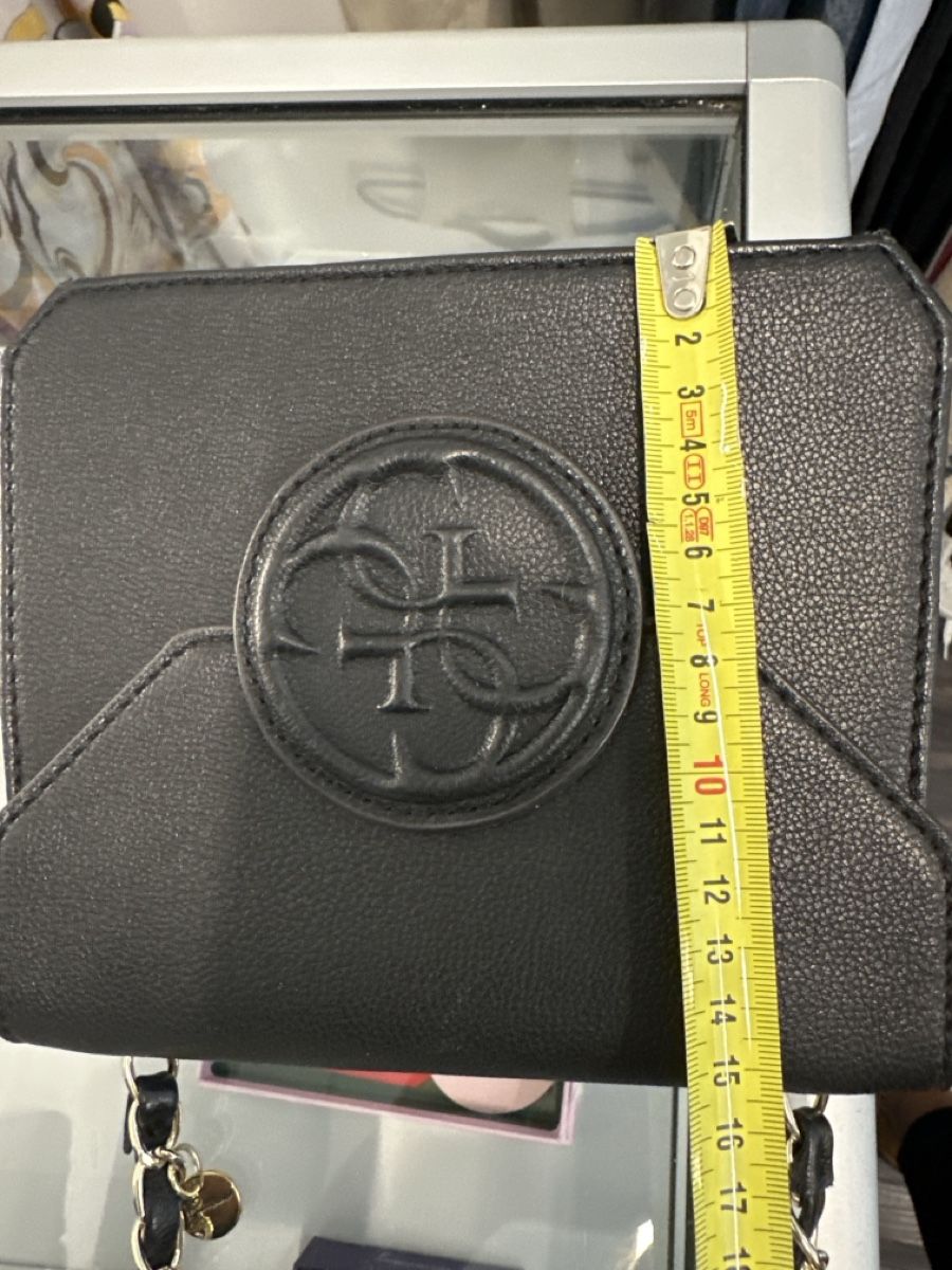 Guess Taschen für Damen: Guess Tasche – Gebraucht aus Frenkendorf von Katrin02 2