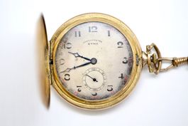 Cyma Savonette Taschenuhr mit der Kette