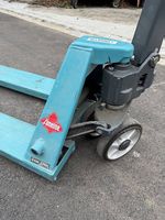 Ameise Hubwagen Palettenrolli 2000kg