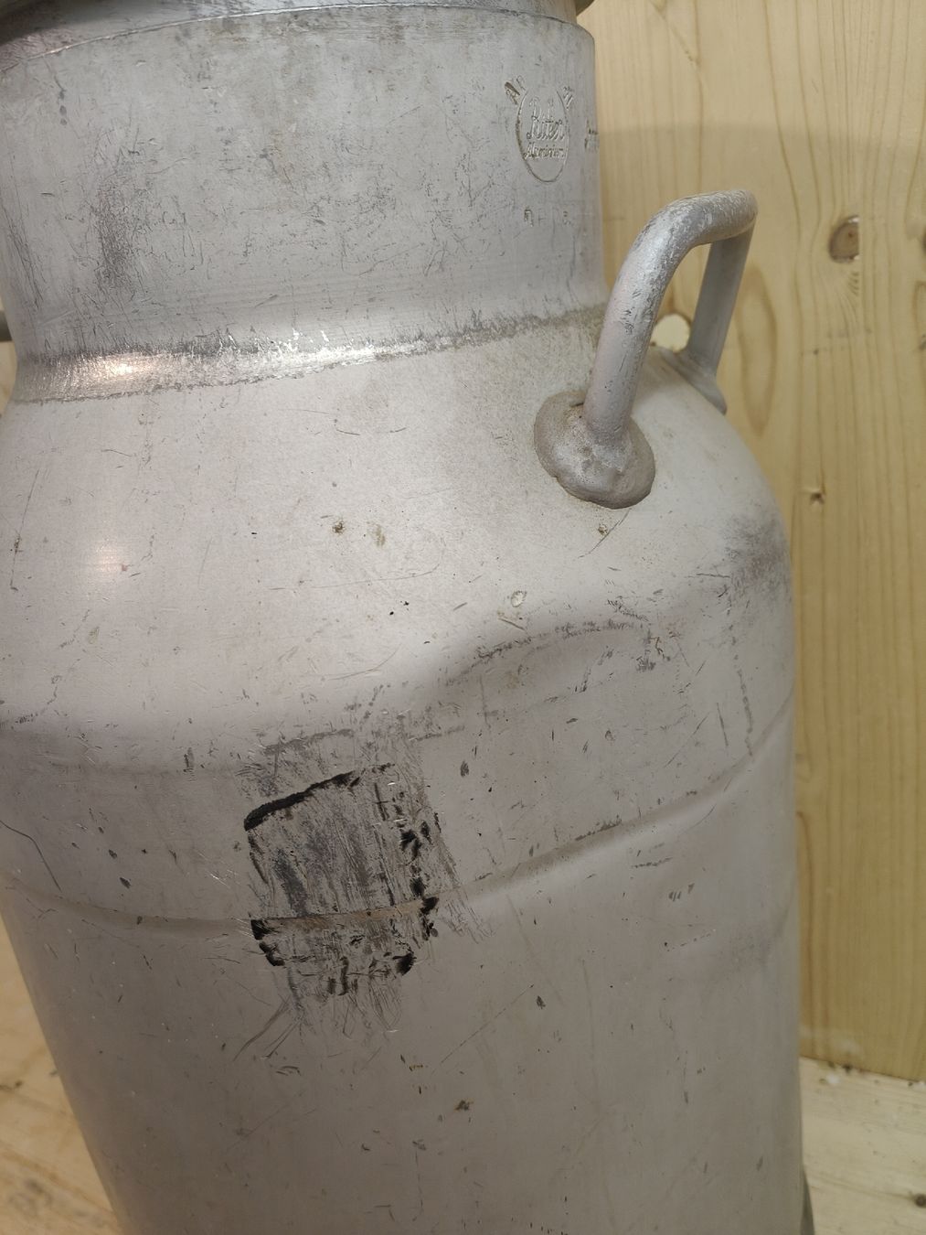 Agricoltura: Milchkanne alt Alu 40 Liter  – Usato da Schaffhausen venduto da b-chriss 2