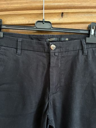 Chino, schwarz, Gr. 48, Doppelgänger Boutique