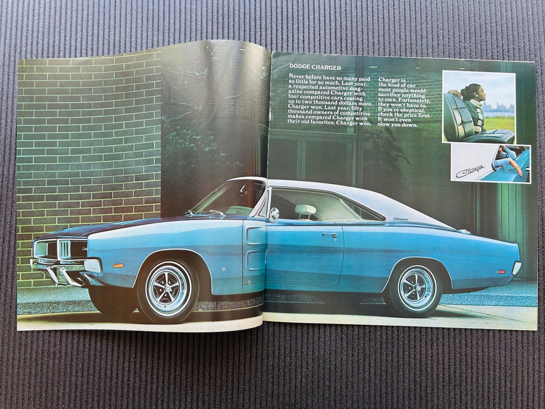 Dodge Documenti: Dodge Charger Original Brochure 1969 – Usato da Herrliberg venduto da surfcafe 1
