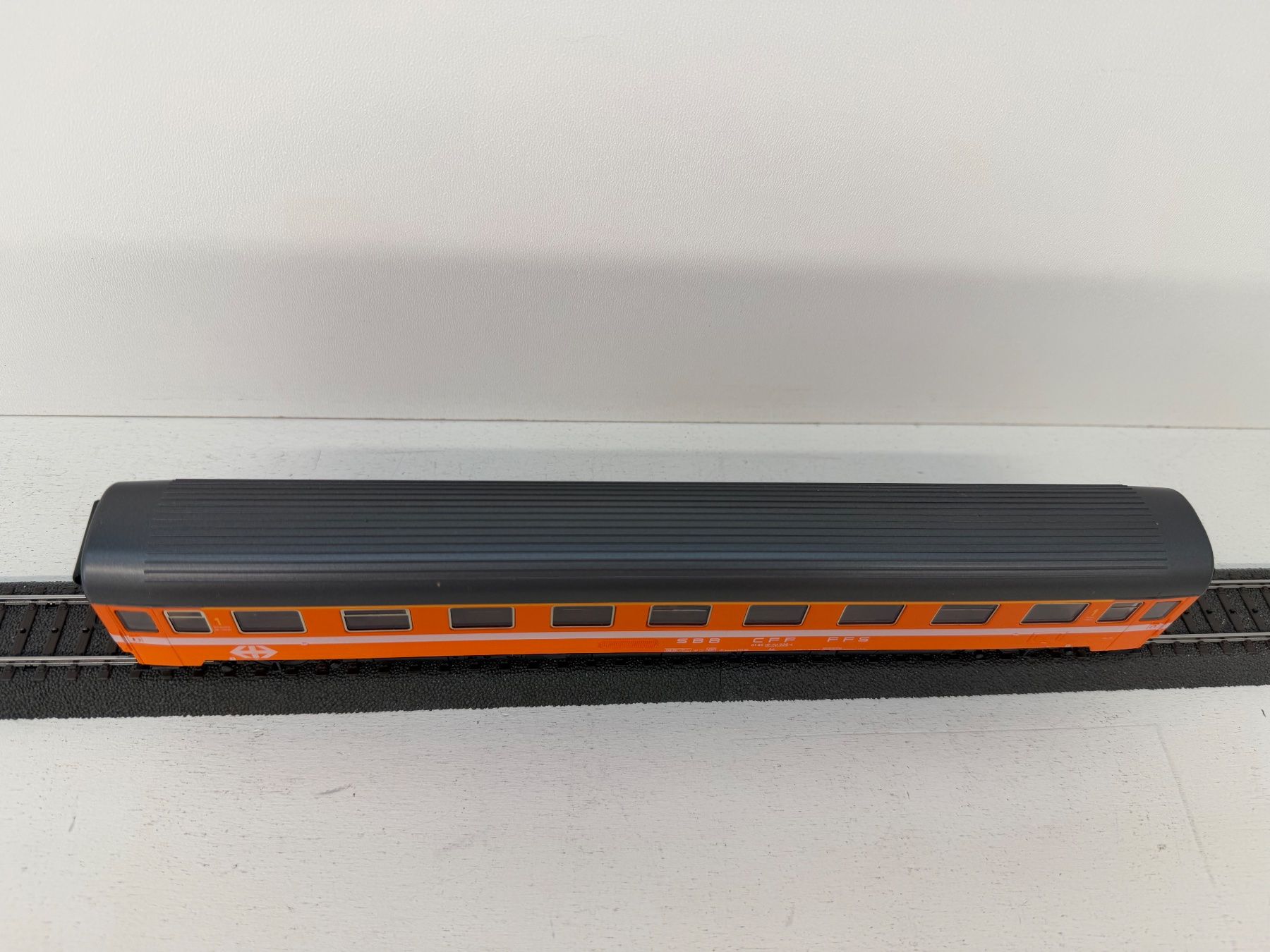 Märklin Modellini di ferrovie: Märklin SBB Eurofima Abteilungswagen – Usato da Büsserach venduto da ModellbahnDepot 5
