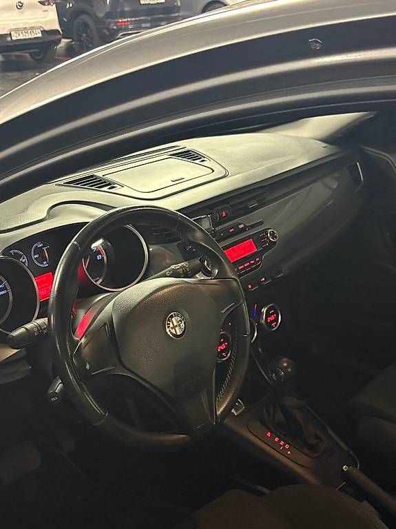 Automobili: Alfa Romeo – Usato da Regensdorf venduto da man_5svs 3