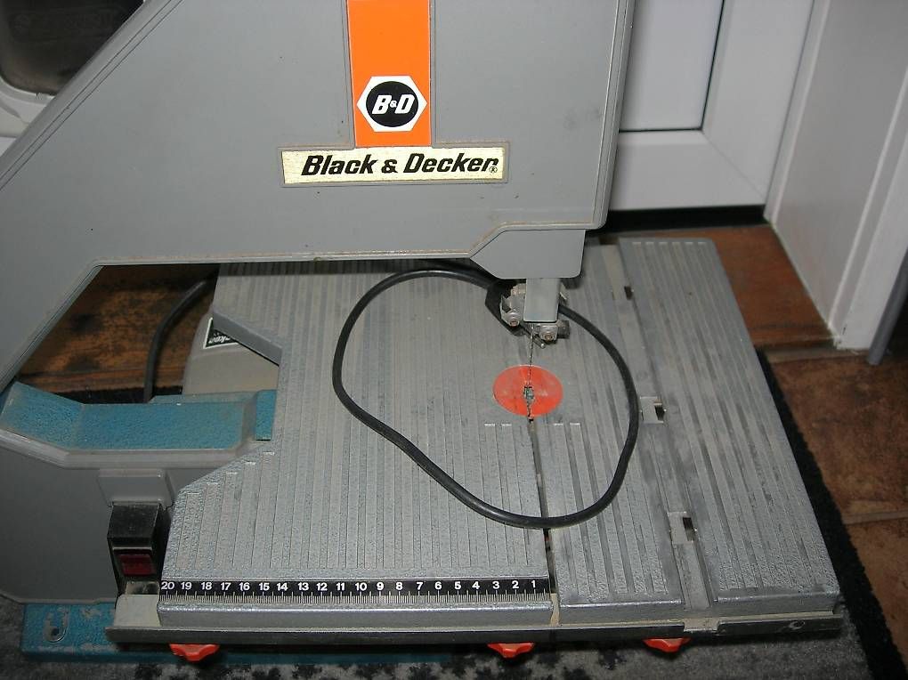 Sägen: Tischbandsäge Black & Decker – Gebraucht aus Gerlafingen von 2raeppler 1