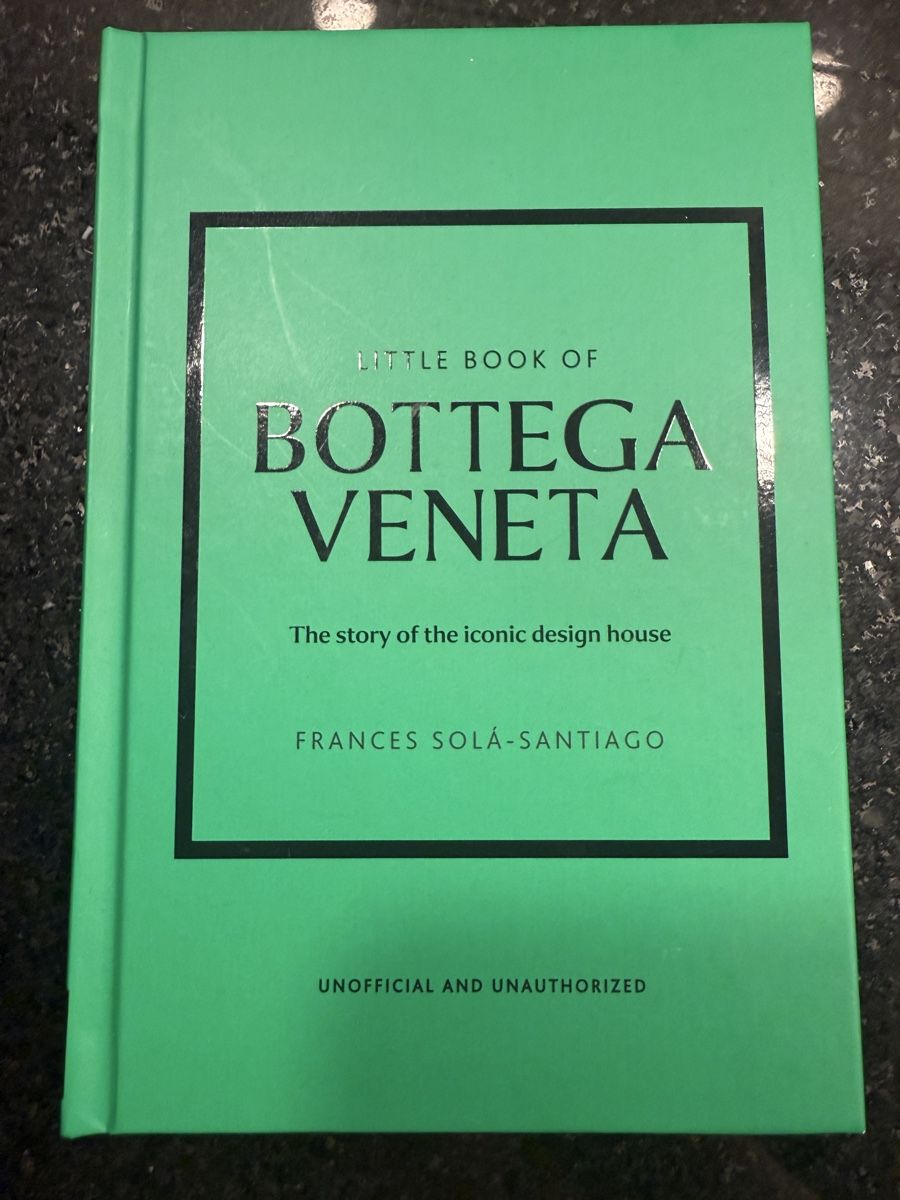 Bücher: Little Book Bottega Veneta – Gebraucht aus Zürich von Koller.S