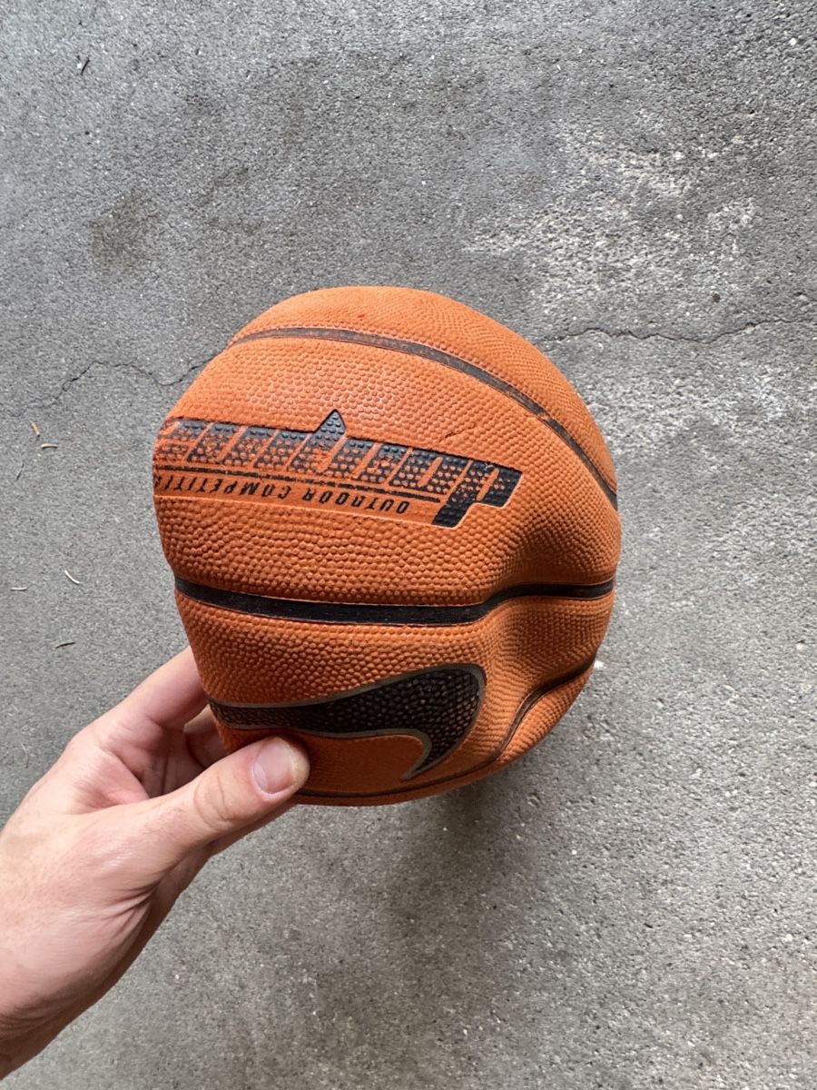 Palloni: Basketball – Usato da Hinterkappelen venduto da hugo_sophian