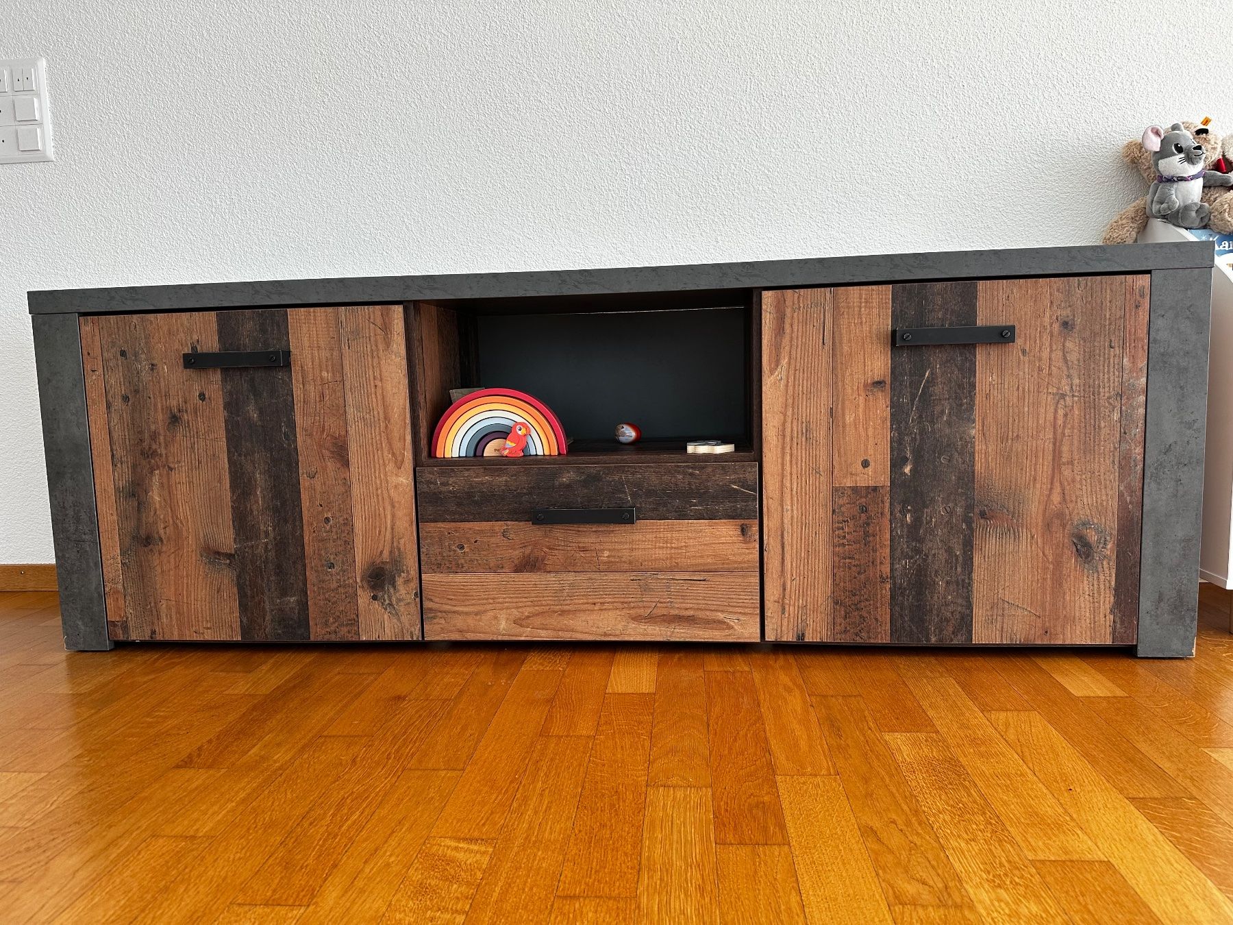 Mömax Cassettiere: Kommode Fernsehen Schrank – Usato da Fällanden venduto da sza_2knt