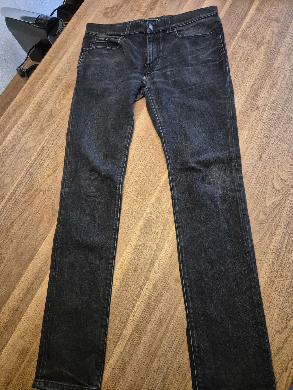 Saint Laurent Jeans: Saint Laurent Jeans  – Usato da Weesen venduto da sch_cs6t