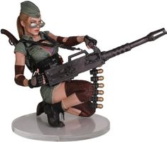 Gentle Giant Honey Trap Lucky 1:4 Scale Statue