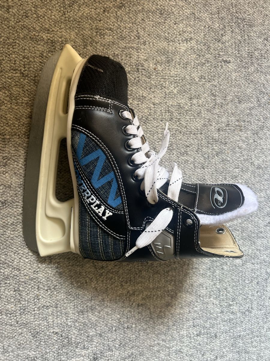 Pattini da ghiaccio: Eishockey Schlittschuhe Grösse 35 – Usato da Zürich venduto da mar_9ylc 1