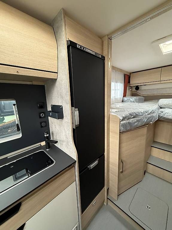Veicoli da campeggio: Rapido COMPACT C55 Night Edition – Usato da Langenthal venduto da Reisemobil01 8