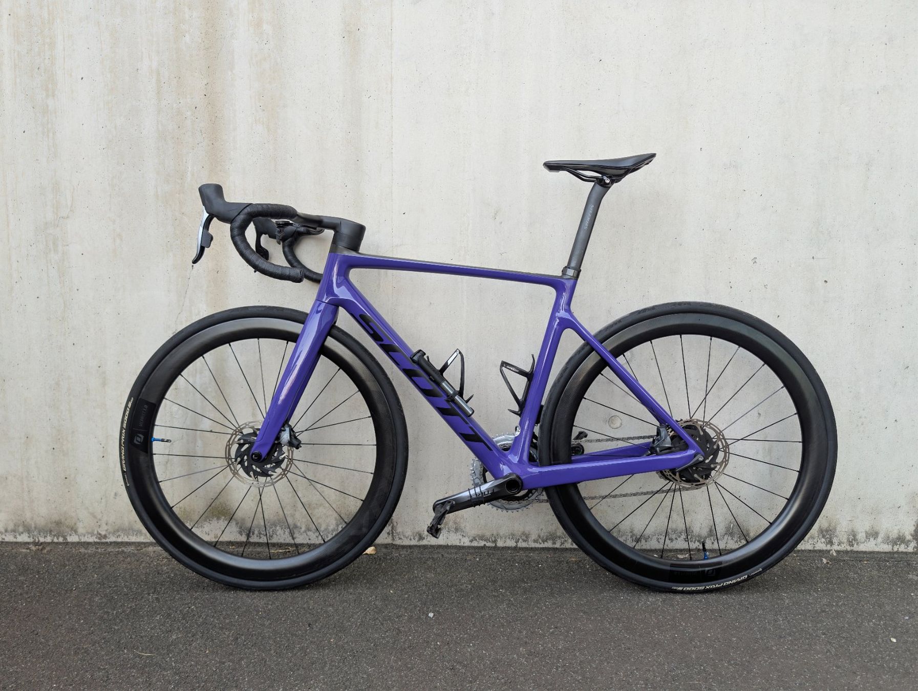 Scott Vélos: Scott Addict RC – D'occasion à Givisiez par kev_b2b9 1