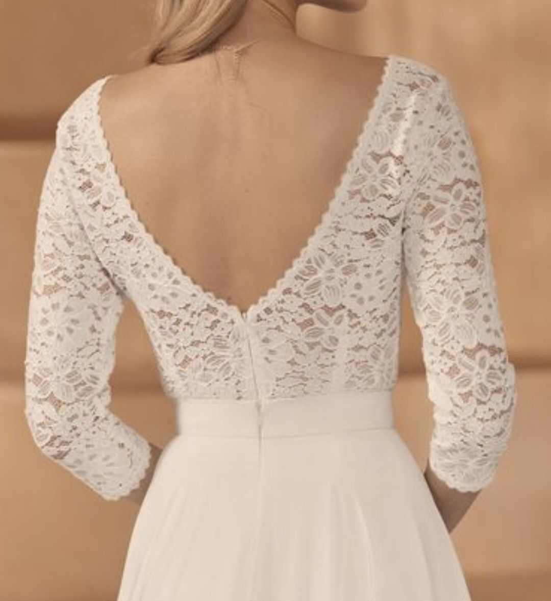 Top: Brautbody mit Spitze  – Nuovo (secondo la descrizione) da Naters venduto da yvi21 1