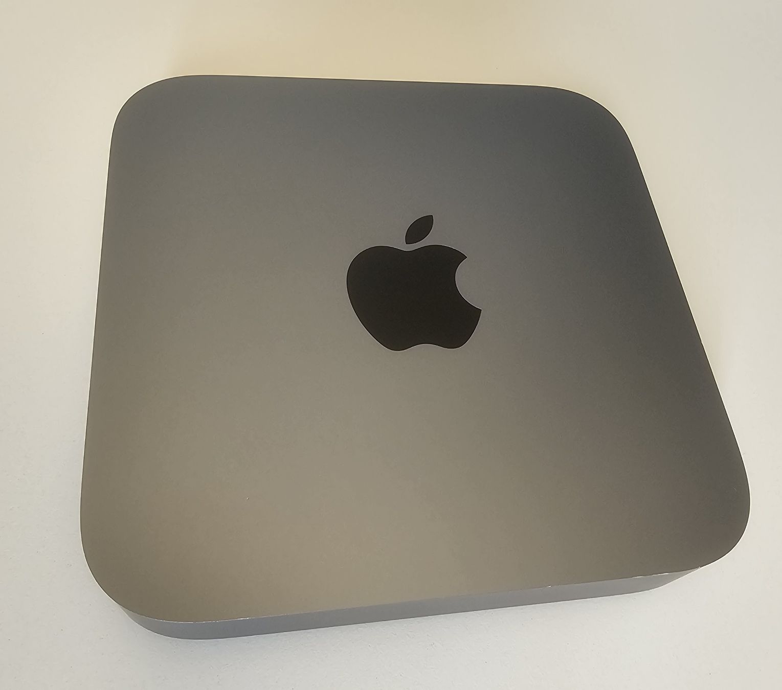 Apple PC: Mac mini 2018 Intel i5 8gen, 8GB Ram, 256Gb, 4 Thunderbolt 3 – Usato da Schaffhausen venduto da P3ntiumii