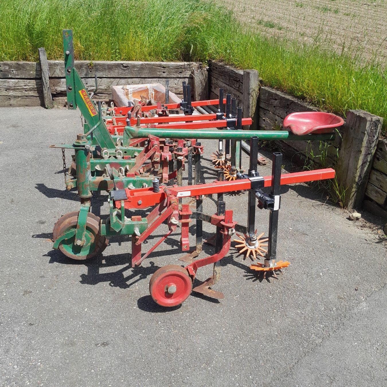 Haruwy Tutte le macchine: Hackgerät Haruwy – Usato da Hombrechtikon venduto da puenti01
